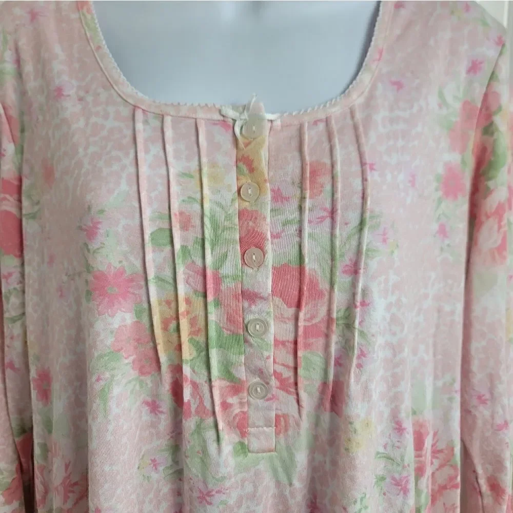 MISS ELAINE Floral Nightgown